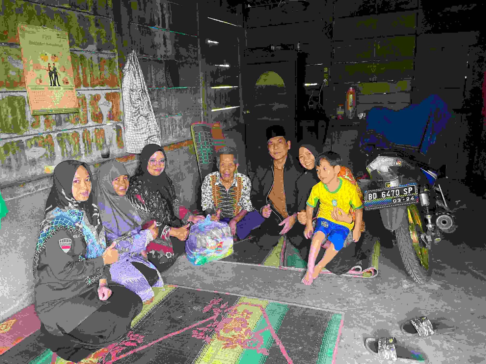 KUA Selupu Rejang Rayakan Kemerdekaan dengan Giat Berbagi Berkah Lansia