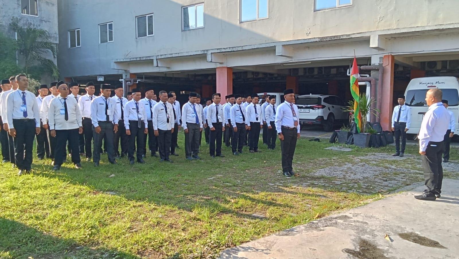 Mengawali Kegiatan, Peserta Pelatihan Penghulu Gelar Apel Pagi
