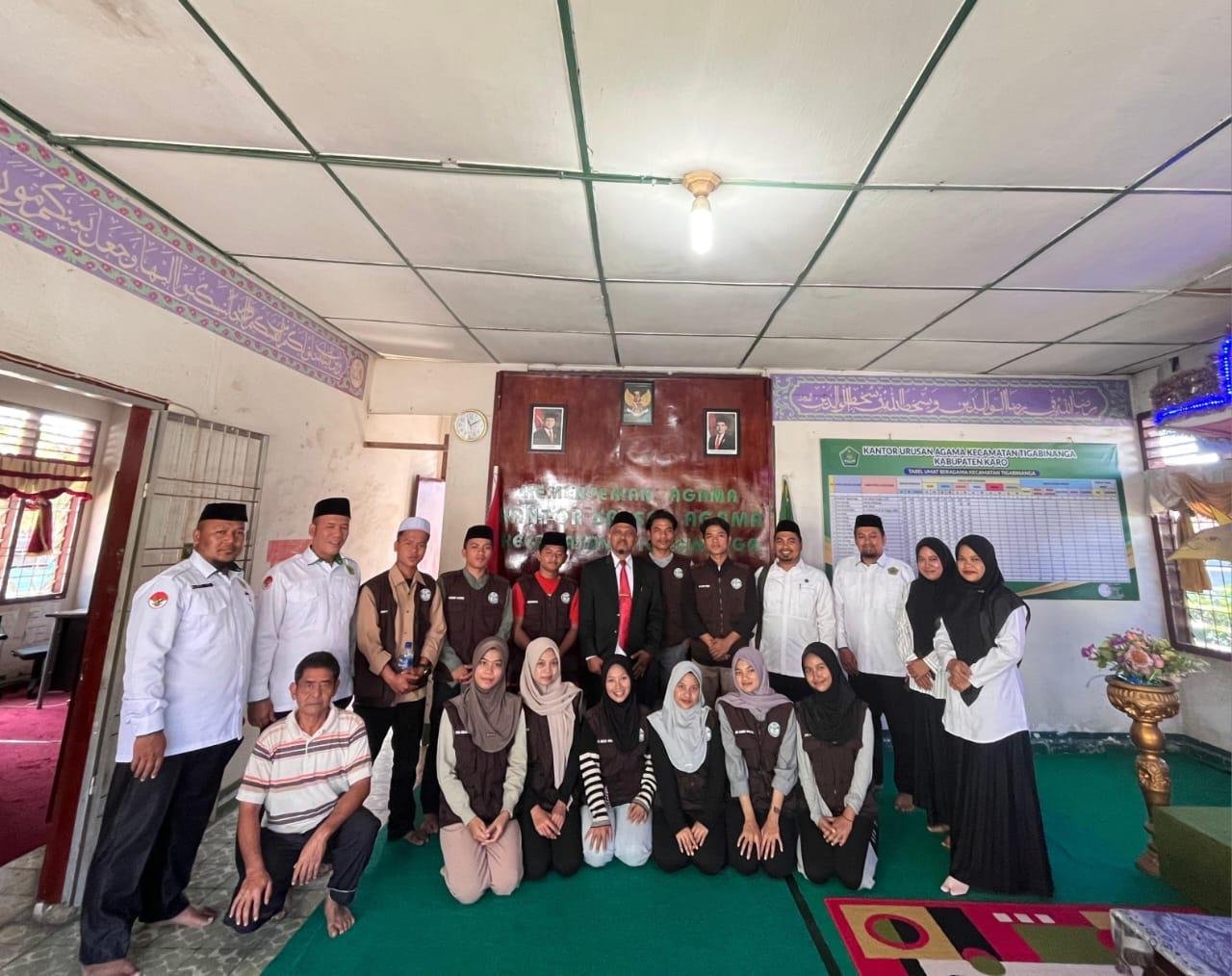 KUA Tigabinanga Sambut Mahasiswa KKN UIN SU dalam Acara Perpisahan Penuh Haru