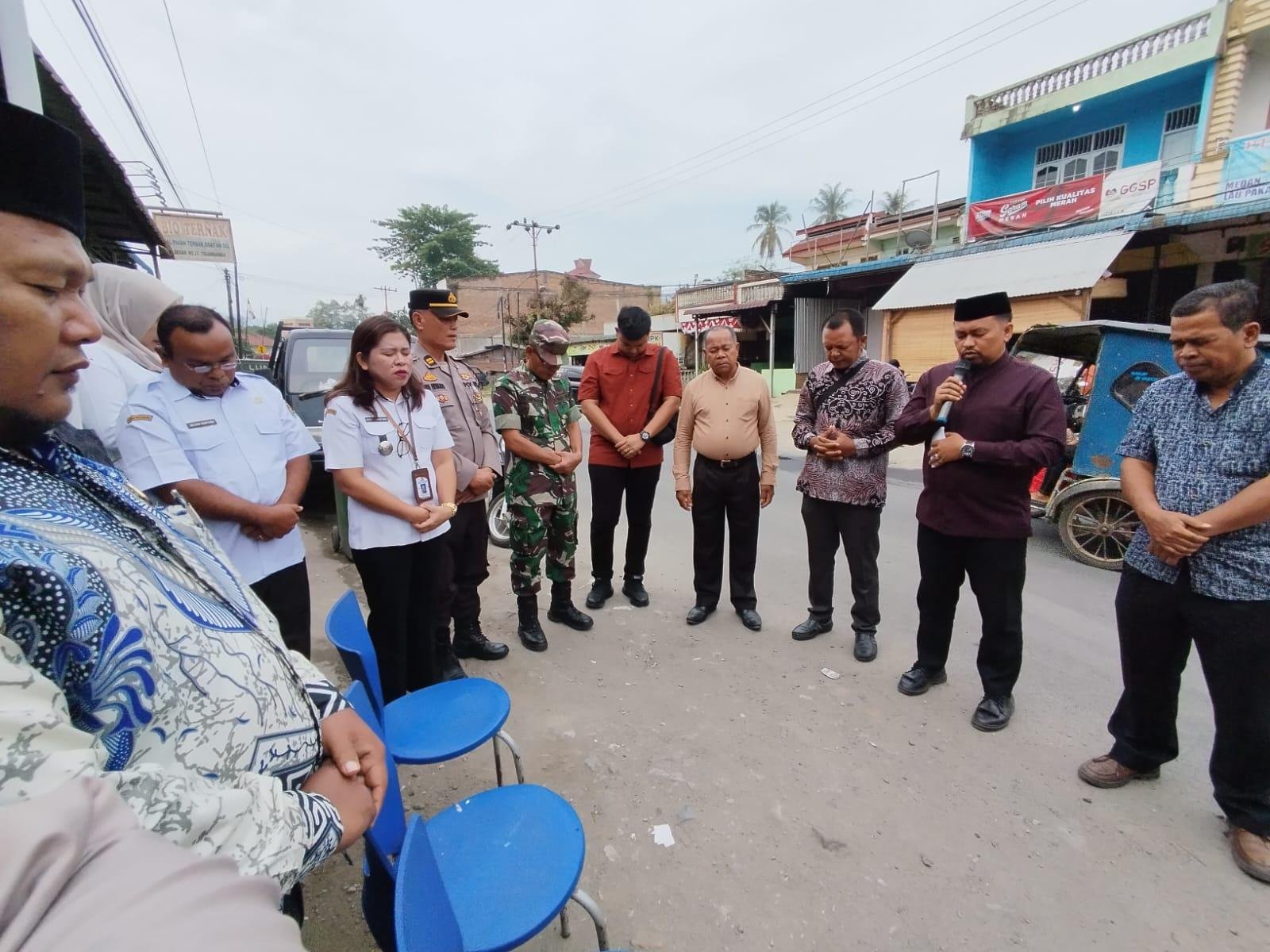 Kepala KUA Tigabinanga Pimpin Doa Bersama Demi Keselamatan dan Turunnya Hujan