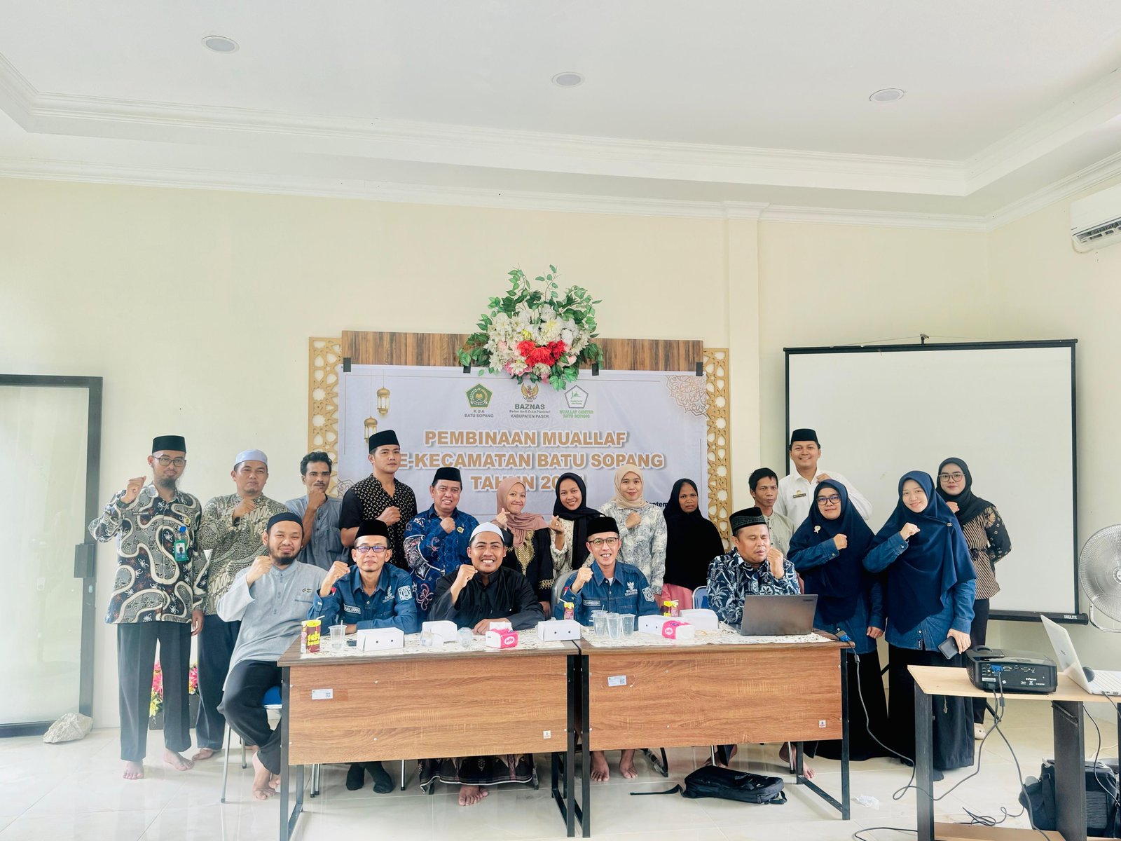 KUA Batu Sopang Kolaborasi dengan Baznas Kabupaten Paser Selenggarakan Pembinaan Mualaf se-Kecamatan Batu Sopang