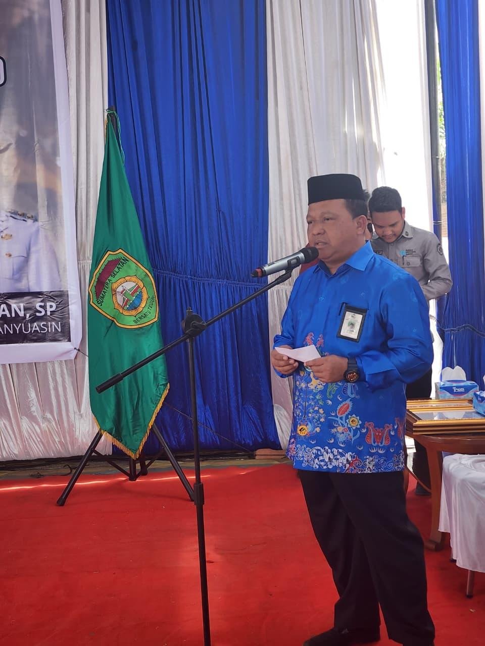 Kepala KUA Sembawa Pimpin Doa pada Sertifikasi Serentak Budidaya Unggas Petelur di Banyuasin