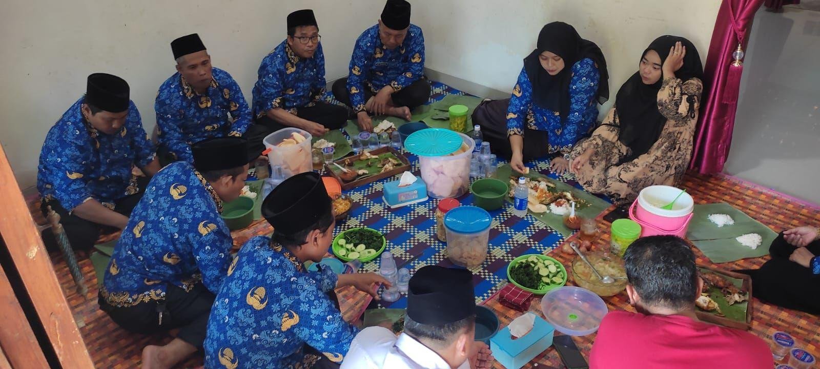 Syukuran KUA Labuhan Ratu Perkuat Ukhuwah Usai Upacara Kemerdekaan